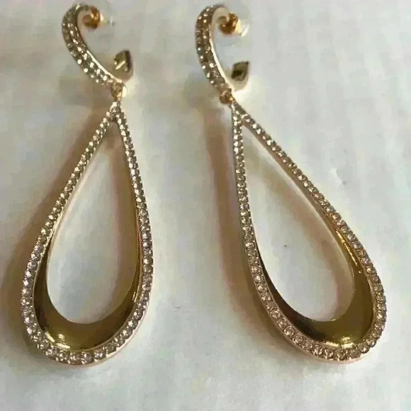 Guess new Pave lined Dangle Earrings - Picture 2 of 8